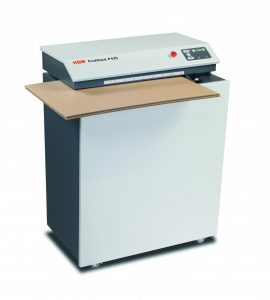 Perforator kartona HSM ProfiPack P425, ki iz rabljenih škatel naredi polnilo